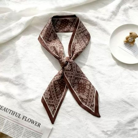 سكارف خمري 2005