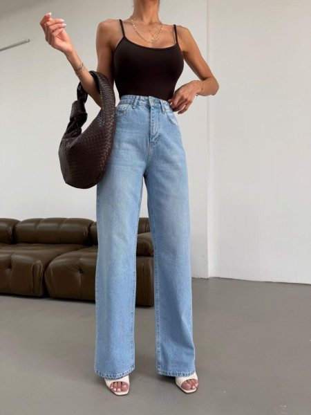 جينز ازرق عريضA.17186