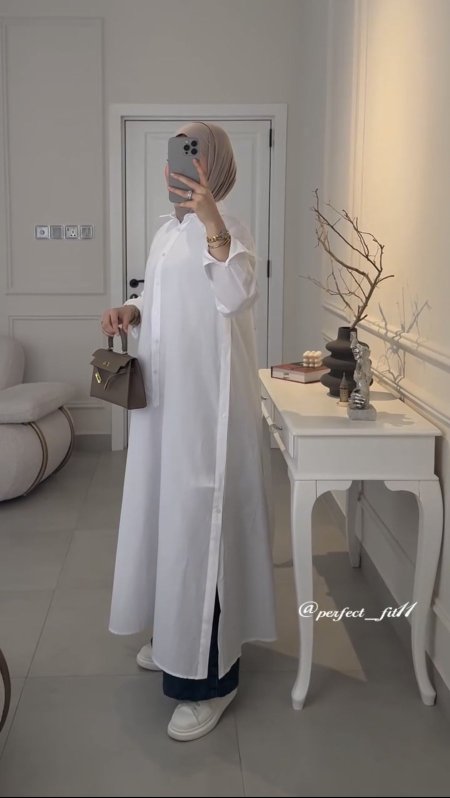 ابيض