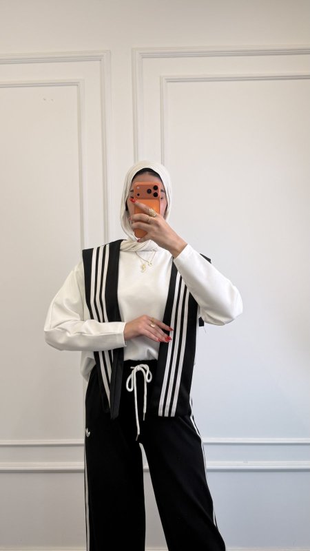 ابيض مع اسود