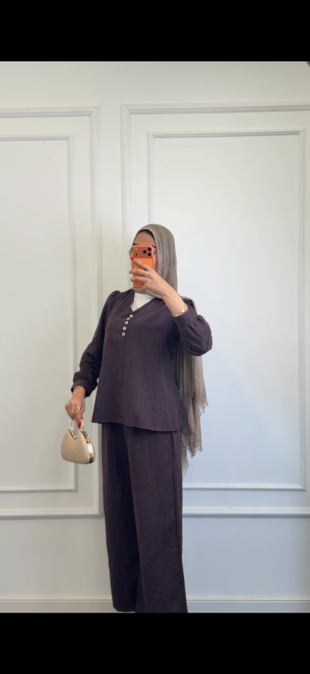 عنابي