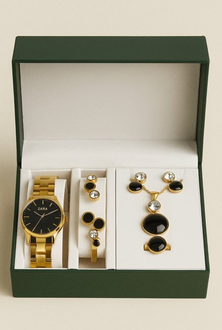 طقم اسود وذهبي