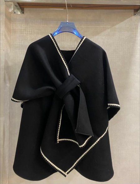 بُرنص(شال كتف)